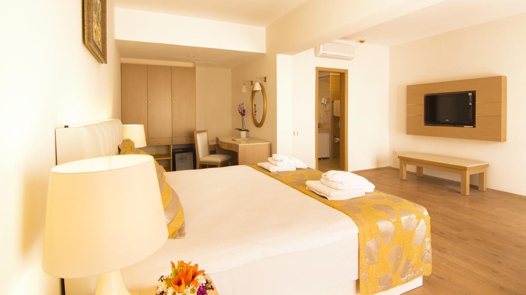 Ladonia Hotels Del Mare (Adults Only) グムベット エクステリア 写真